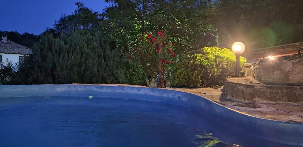 "Суларската Къща" Villa Gabrovo Ngoại thất bức ảnh