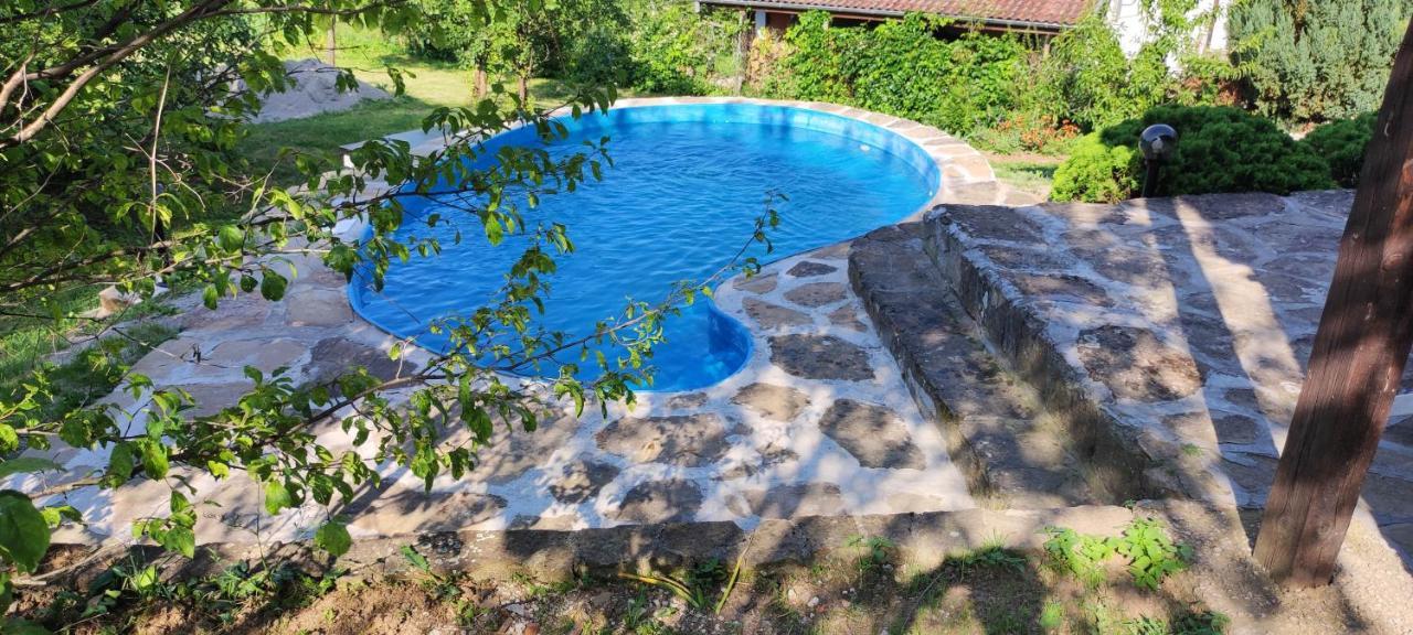 "Суларската Къща" Villa Gabrovo Ngoại thất bức ảnh